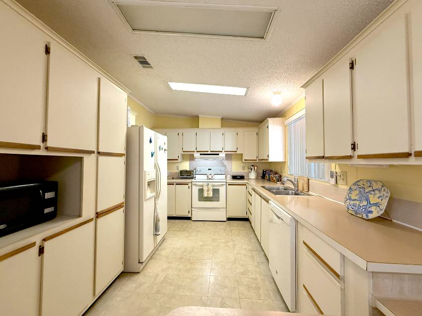 1124 48th Ave a Bradenton, FL Mobile or Manufactured Home for Sale